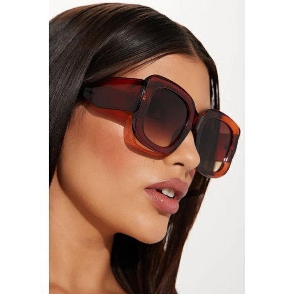 Sightseeing Tour Square Frame Sunglasses Brown - Picture 2 of 8